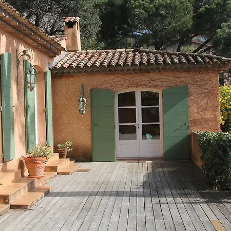Tourterelle * Sainte-Maxime
